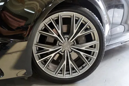 [아우디 휠튜닝] 아우디 A7 55TDI 순정 20인치휠로 교체작업!! 아우디 정품휠,중고휠 전문점 (주)티티모터스 + 20인치 휠타이어 / 인천 서구 석남동