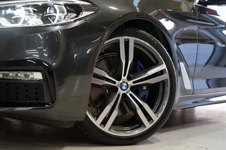 [BMW 휠튜닝] BMW G30 530I 휠교체 648M 정품 20인치휠 + 콘티넨탈 DWS 타이어 장착. / 인천 서구 석남동