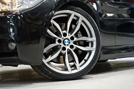 [BMW 3시리즈 휠튜닝] BMW E90 3시리즈 335I 순정 19인치휠 장착작업. BMW휠 전문점 티티모터스 / 인천 서구 석남동