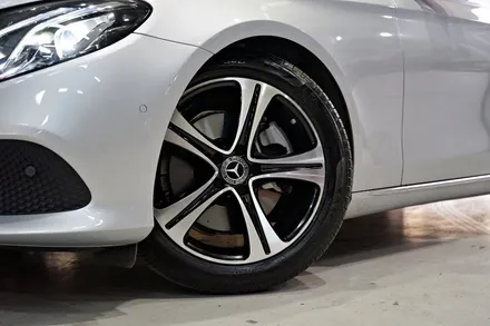 [ 벤츠 18인치 휠도장] 벤츠 E200 순정 블랙폴리쉬 버전 18인치휠 장착작업! 부천 휠전문점 티티모터스 / 인천 서구 석남동