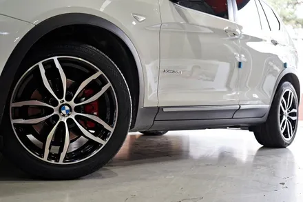 BMW X3 휠튜닝 작업. BMW X3,X4 M 순정 19인치휠 + 금호TA91 타이어 장착작업.부천 티티모터스 / 인천 서구 석남동