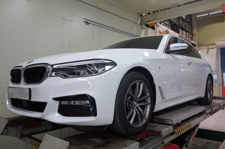 [bmw 휠 튜닝] bmw g30 5시리즈 530i 휠교체작업. bmw 647m 19인치 휠 + 금호 마제스티 솔루스 타이어 장착!! 순정 휠 전문점 (주)티티 모터스 / 인천 서구 석남동