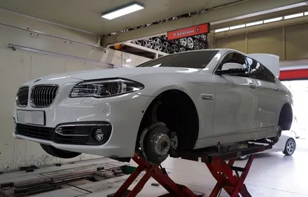 [BMW 휠튜닝] BMW F10 528I 19인치휠 장착작업!! BMW Z4 35 IS 정품,중고휠 + 기존 타이어 + 휠전문점 (주)티티모터스 / 인천 서구 석남동