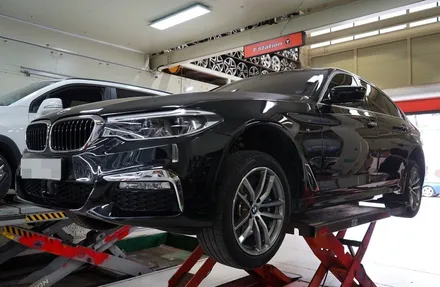 [BMW 휠튜닝] BMW G30 530I 정품664M 19인치휠 + 금호 마제스티솔루스 타이어 장착작업!! / 인천 서구 석남동