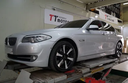 [BMW 휠튜닝] BMW F10 5시리즈 613M 정품 18인치휠 장착작업!! 휠전문점 (주)티티모터스 / 인천 서구 석남동