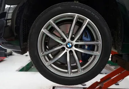 [BMW 휠튜닝] BMW G30 530I 정품664M 19인치휠 + 금호 마제스티솔루스 타이어 장착작업!! / 인천 서구 석남동