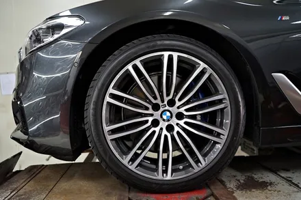 [BMW 휠튜닝] BMW G30 530I 휠교체 648M 정품 20인치휠 + 콘티넨탈 DWS 타이어 장착. / 인천 서구 석남동