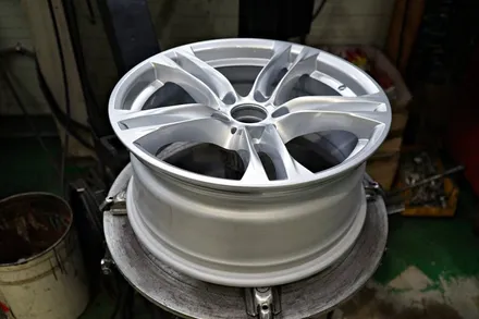 [BMW 휠튜닝] BMW F10 5시리즈 613M 정품 18인치휠 장착작업!! 휠전문점 (주)티티모터스 / 인천 서구 석남동