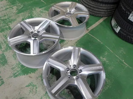 [벤츠 휠 튜닝] 벤츠 W221 S350 순정 AMG 스타이일링6 19인치 휠 + 금호 타이어 장착 작업!! 휠 전문점 (주)티티 모터스 + 정품 중고 휠 전문점 / 인천 서구 석남동