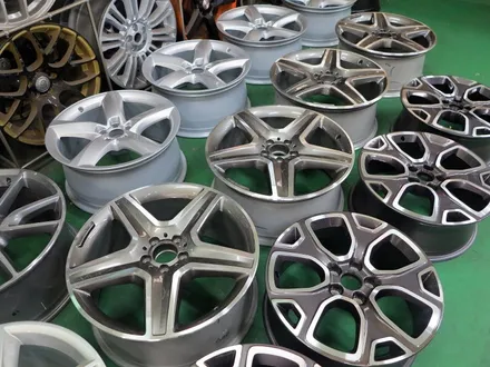 [벤츠 휠 튜닝] 벤츠 ML 350 20인치 휠 장착 작업!! 벤츠 GLE 350 AMG 순정 20인치 휠 + 벤츠 정품 중고 휠 전문점 (주)티티 모터스 / 인천 서구 석남동