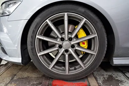 [아우디 휠튜닝] A6 40TDI 20인치휠 장착.아우디 S7 정품 중고 20인치휠. / 인천 서구 석남동