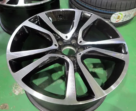 [벤츠 휠 튜닝] 벤츠 W212 E250D 19인치 휠 타이어 교체 작업!! 벤츠 순정 휠 교체 + 벤츠 E 클래스 + 벤츠 휠 + 금호 LE 스포츠 타이어 + 휠 전문점 / 인천 서구 석남동