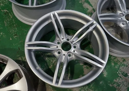[BMW 휠튜닝] BMW F10 528I 19인치휠 장착작업!! BMW Z4 35 IS 정품,중고휠 + 기존 타이어 + 휠전문점 (주)티티모터스 / 인천 서구 석남동