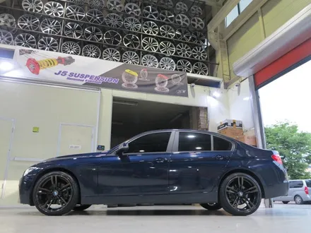 [ BMW F30 320D 휠튜닝. BMW F82 M4 정품 19인치휠 장착!!] 렉사니타이어 + 휠전문점 + BMW휠 + 티티모터스 / 인천 서구 석남동