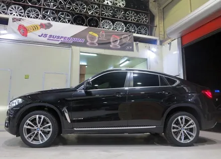 [BMW 휠 튜닝] BMW X6 40D M 패키지 정품 20인치 휠 타이어 장착 작업!! BMW 휠 전문점 (주)티티 모터스 + 순정 휠 + 중고 휠 + 금호타이어 / 인천 서구 석남동