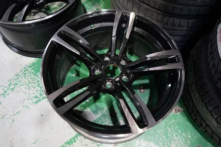 [BMW 휠튜닝] BMW F10 550D 437M 19인치휠 장착작업. (주)티티모터스 / 인천 서구 석남동