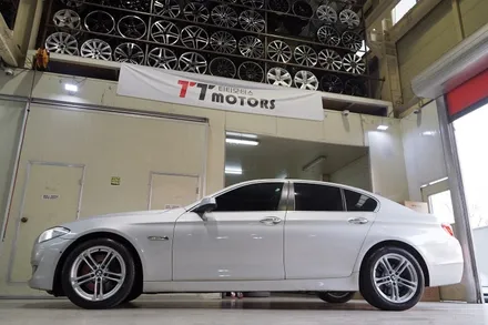 [BMW 휠튜닝] BMW F10 5시리즈 613M 정품 18인치휠 장착작업!! 휠전문점 (주)티티모터스 / 인천 서구 석남동