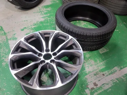 BMW X6 30D 20인치 휠 튜닝 작업기. BMW X6 40D 휠 + BMW 순정 휠 + 미쉐린타이어 + 휠 타이어 전문점 + 티티 모터스 / 인천 서구 석남동