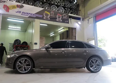 [ 아우디 A6 20인치 휠 교체 작업. 아우디 A7 55TDI 정품 휠 + 금호 LE 스포츠 타이어 장착] 순정 휠 전문점 + 아우디 휠 튜닝 + 티티 모터스 / 인천 서구 석남동