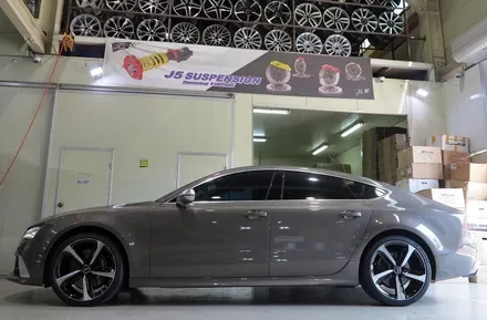 [ 아우디 A7 휠 튜닝 작업. 아우디 A7 40TFSI 정품 20인치 휠 장착 ] 미쉐린 PS4S 타이어 + 아우디 RS7 20인치 휠 + 휠 타이어 + 티티 모터스 / 인천 서구 석남동