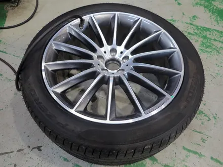 [벤츠 휠튜닝] 벤츠 GLS 350D 휠교체작업.벤츠GLS 500 순정 21인치휠 장착. 벤츠 정품휠,중고휠 전문점 (주)티티모터스 / 인천 서구 석남동