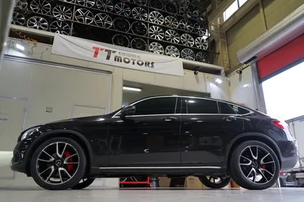 벤츠 GLC 300 휠교체. GLC 43 AMG 정품,중고 21인치휠 + 미쉐린 PS4 SUV 21인치 타이어 장착작업!! 부천 티티모터스 / 인천 서구 석남동