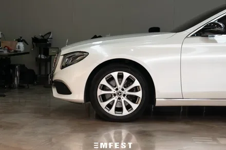 부천랩핑 벤츠 W213 E220D 에이버리 화이트펄 전체랩핑 / 용인시 처인구 포곡읍