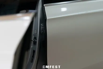 부천랩핑 벤츠 W213 E220D 에이버리 화이트펄 전체랩핑 / 용인시 처인구 포곡읍