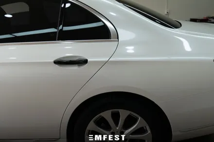 부천랩핑 벤츠 W213 E220D 에이버리 화이트펄 전체랩핑 / 용인시 처인구 포곡읍