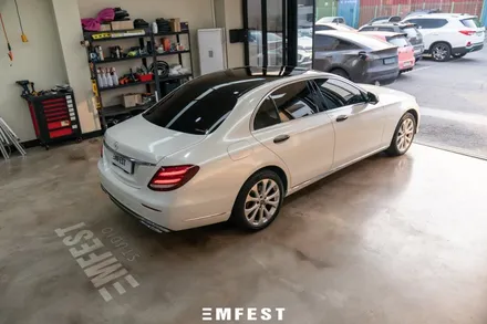부천랩핑 벤츠 W213 E220D 에이버리 화이트펄 전체랩핑 / 용인시 처인구 포곡읍