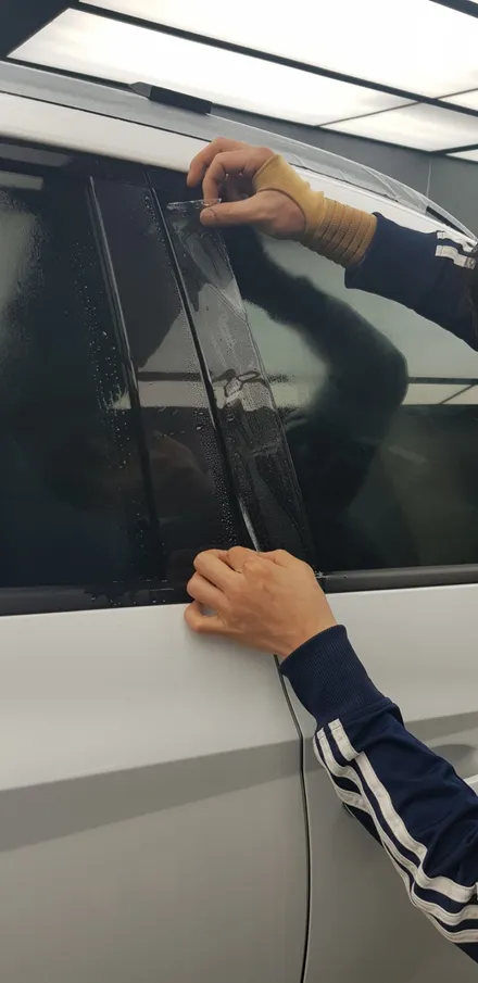 생활보호필름인 PPF 도장면을 보호함으로써 새차를 타는기분 느껴보세요~^^ / 창원시 마산회원구 봉암동