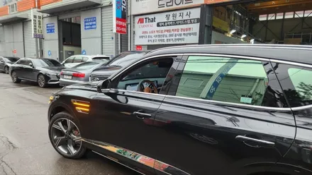창원 제네시스Gv80 윙스텝 전동사이드스텝 장착은 이보다 더 순정스러울 수 없는 이유? / 창원시 마산회원구 봉암동