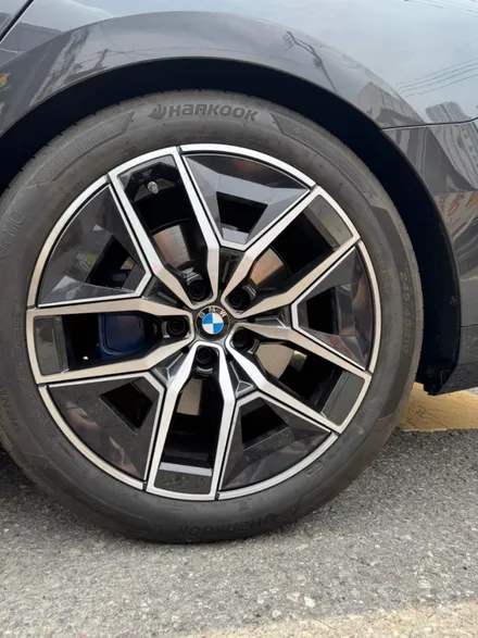 대구 bmw g60 다이아몬드 컷팅 휠복원 휠도색 6만원 특가 / 대구,구미