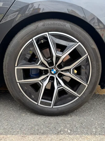 대구 bmw g60 다이아몬드 컷팅 휠복원 휠도색 6만원 특가 / 대구,구미