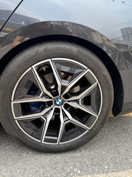 대구 bmw g60 다이아몬드 컷팅 휠복원 휠도색 6만원 특가 / 대구,구미