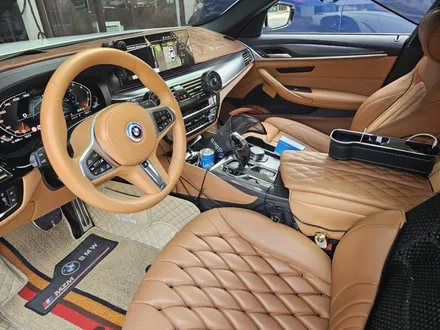 BMW G바디 520i 핸들 염색 커스텀 / 서울 성동구