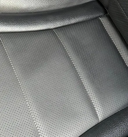 벤츠 C클래스 C220d 실내 시트 찢어짐 복원 가죽 복원 / 서울 성동구