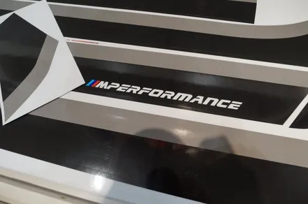 데칼 전문점 ykbro.  bmw 6gt 사이드 데칼 m퍼포먼스. / 경기 고양 일산동구