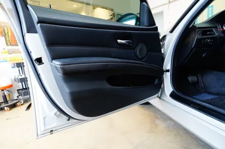 일산,김포,파주 bmw e90 실내 우드 트림  카본 랩핑. / 경기 고양 일산동구