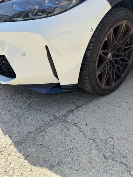 BMW M4 앞범퍼 보험처리 도색 및 랩핑에 렌터카까지 가능. / 경기 고양 일산동구