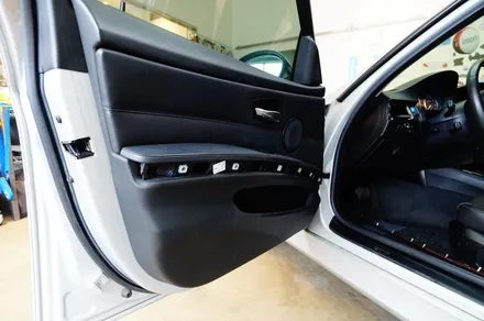 일산,김포,파주 bmw e90 실내 우드 트림  카본 랩핑. / 경기 고양 일산동구