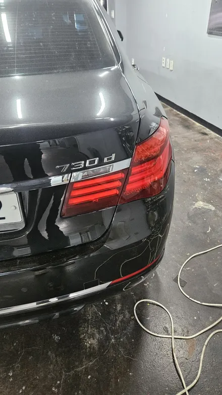 BMW 7 시리즈 시트 크랙 - 조기 복원이 중요 한 이유 / 경기 화성