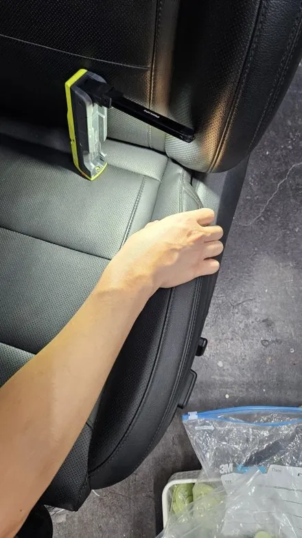 그랜저ig 운전석 시트 복원, 단순 교체가 아닌 가치를 되살리는 방버법 / 경기 화성