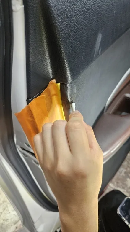 싼타페 도어트림 찍힘 복원! 셀프 터치업 흔적까지 감쪽같이! / 경기 화성