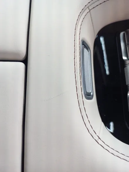 벤츠 cls600 분당콘솔박스복원 치카치카 실내복원에서 편리하게! / 경기 화성