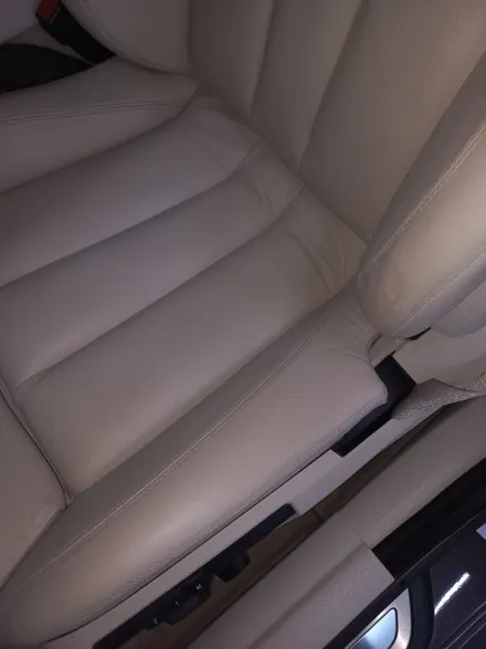 창업 실내복원, BMW 해진 가 죽 베이지 시트 복원 / 경기 화성