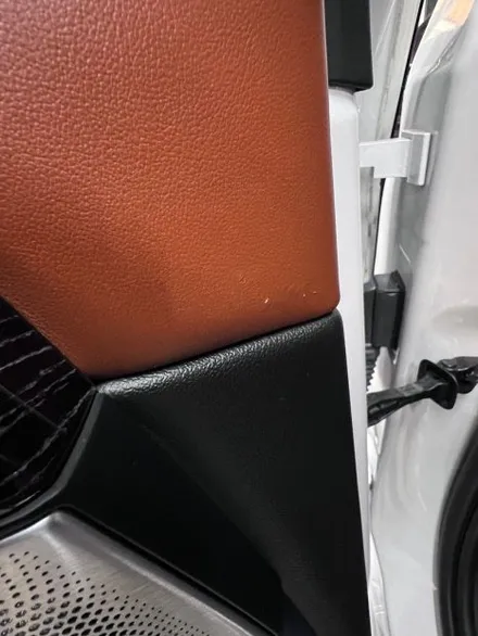 BMW X7 40D 중고차 가격 잘 받으려면? 방법은 자동차 실내복원 / 경기 화성