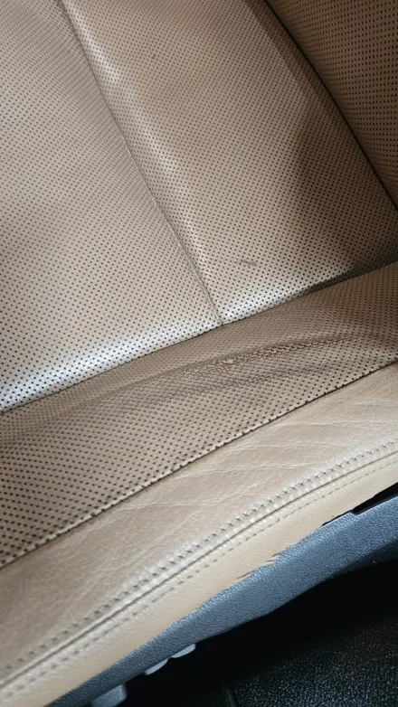 BMW 7 시리즈 시트 크랙 - 조기 복원이 중요 한 이유 / 경기 화성