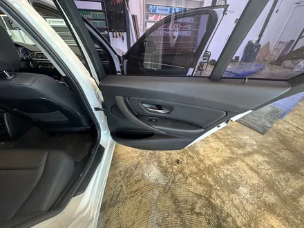부산송정 BMW320d엠비언트 실내간접조명 옵션도 추가해서 타보세요! / 부산 해운대구 송정동