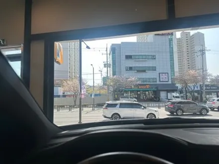[카즈멀티샵] 부산 송정 해운대 기장 현대 LF소나타 블락포디 스카이블루 썬팅 전체 재시공 / 부산 해운대구 송정동